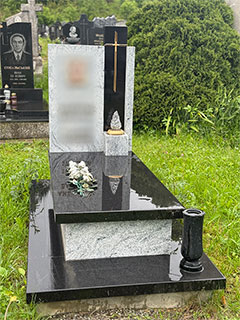 Пам'ятник з граніту дитячий львів Пам'ятник дитячий з граніту ціна у львові