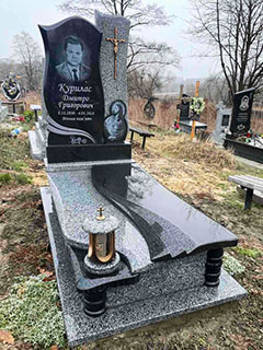 Пам'ятник з граніту одинарний львів Пам'ятник гранітний одинарний виготовлення у львові