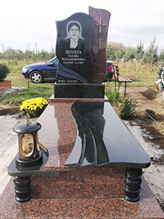 Пам'ятник з граніту одинарний львів Пам'ятник гранітний одинарний виготовлення у львові