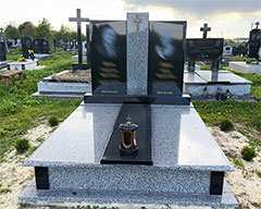 Подвійний пам'ятник з граніту Подвійний пам'ятник з граніту львів
