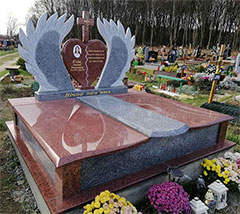 Пам'ятник потрійний з граніту львів Пам'ятник гранітний для трьох поховань у львові