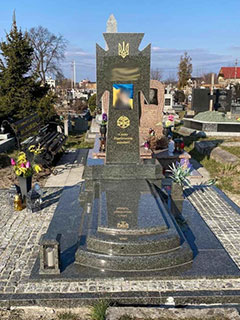 Пам'ятник військовому ЗСУ ціна у львові