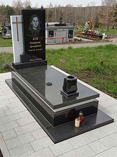 Європейський пам'ятник з граніту одинарний львів