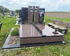 Європейський пам'ятник з граніту подвійний львів