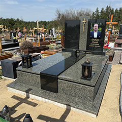Європейський пам'ятник з граніту подвійний львів